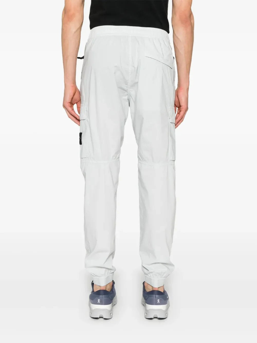 tapered-leg cargo pants