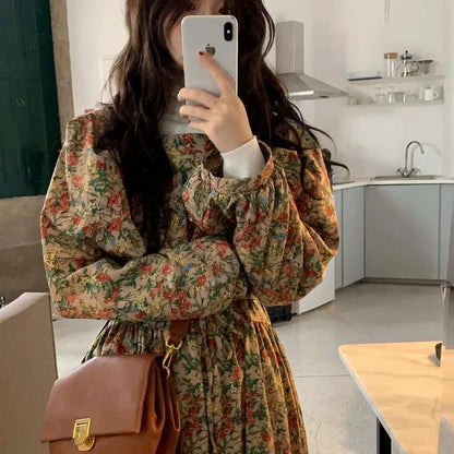 Vintage-Style A-Line Floral Dress With Square Neck