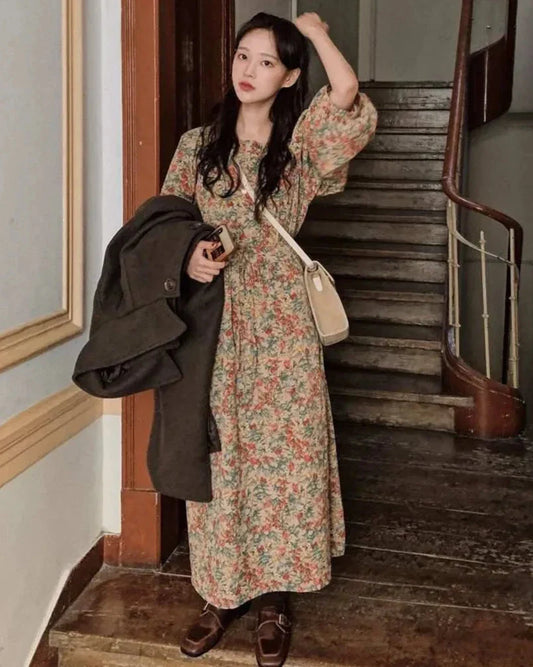 Vintage-Style A-Line Floral Dress With Square Neck