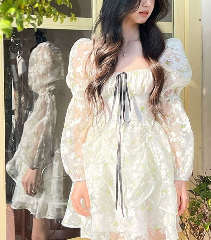 Vintage Floral Lace Mini Dress With Black Ribbon and Latern Sleeves