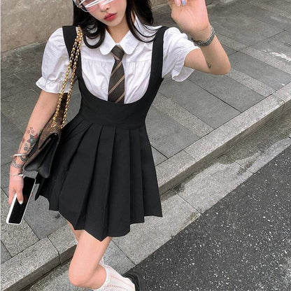 Two-Piece-Set:  Puff-Sleeved Blouse with Tie + Mini Pleated Dress