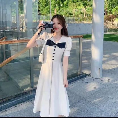 Shortsleeved Midi Dress With Big Bow And V-Neck