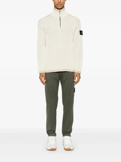 pull en maille nervurée